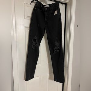 We the Free black distressed jeans size 26.. NWT